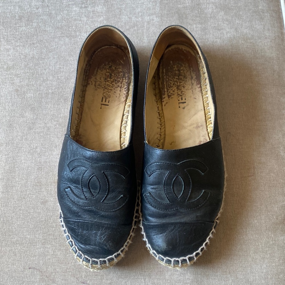 Chanel black leather espedrilles